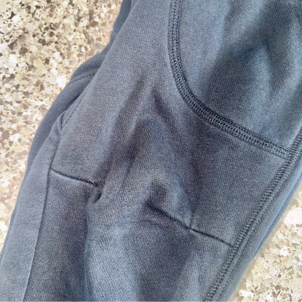 Gap l Black Jogger Pants l Boy’s Size: XS (4/5)
